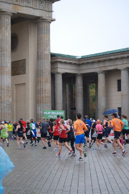 Durch das Brandenburger Tor