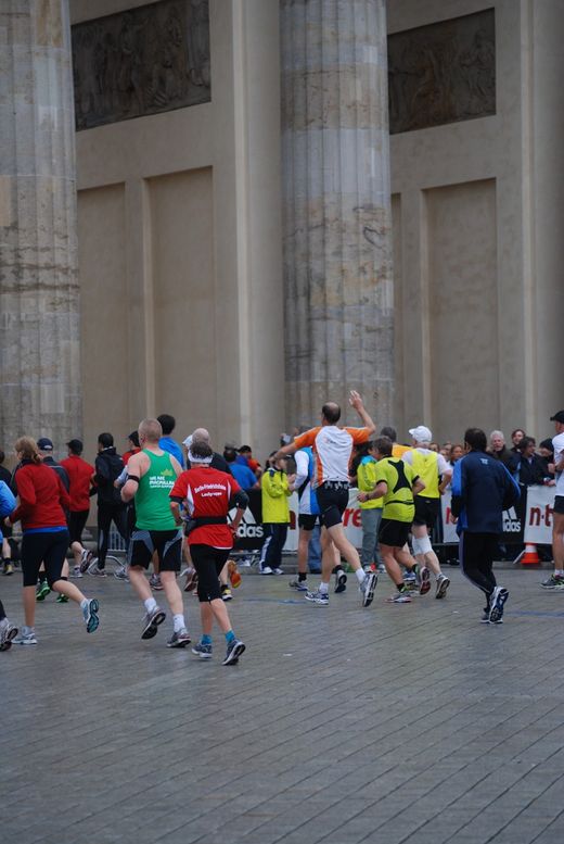 ab durchs Brandenburger Tor