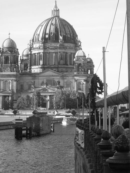 Berliner Dom und Spree