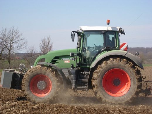 CGB-Traktor-Fendt-kl