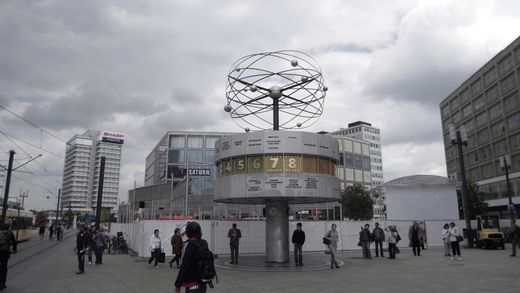 Weltzeituhr am Alexanderplatz