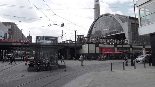 S- und U-Bahnhof Alexanderplatz