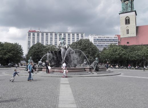 Neptunbrunnen